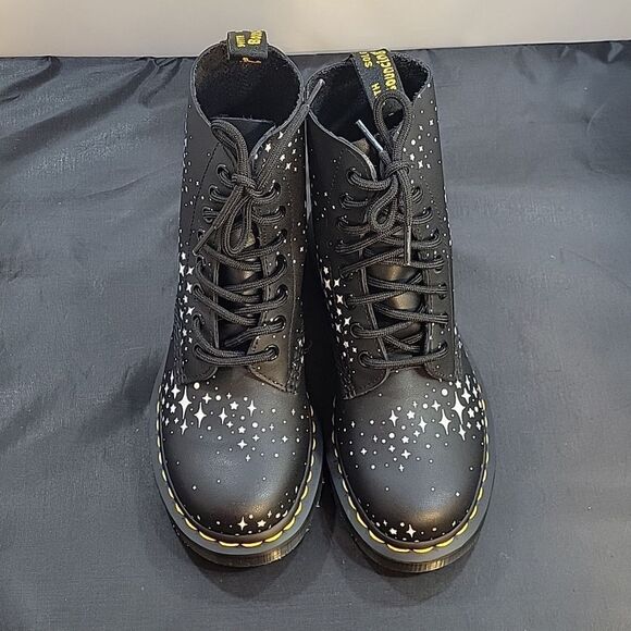 BRAND NEW 1460 PASCAL STARS LEATHER LACE UP BOOTS - Picture 3 of 16